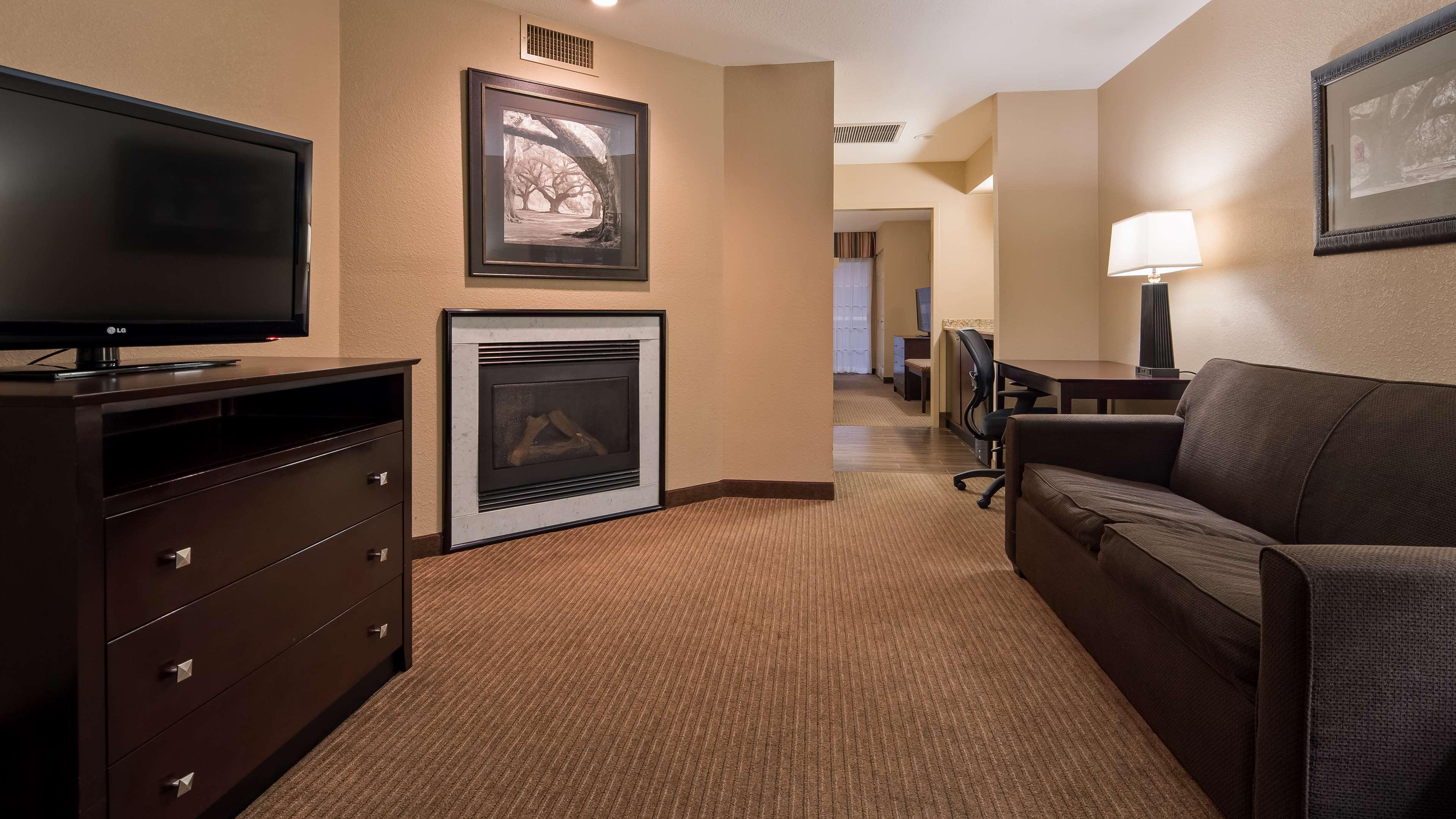 Best Western Of Alexandria Inn & Suites & Conference Center Exteriör bild