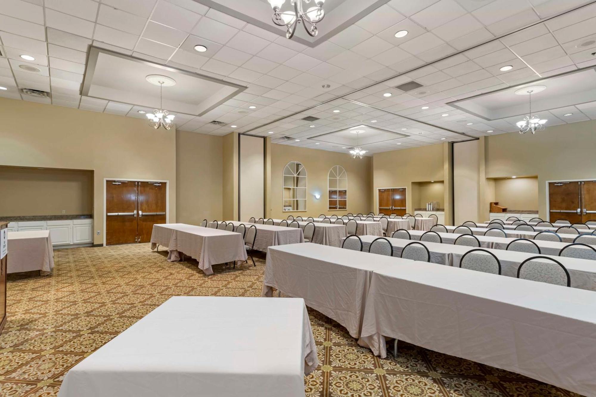 Best Western Of Alexandria Inn & Suites & Conference Center Exteriör bild