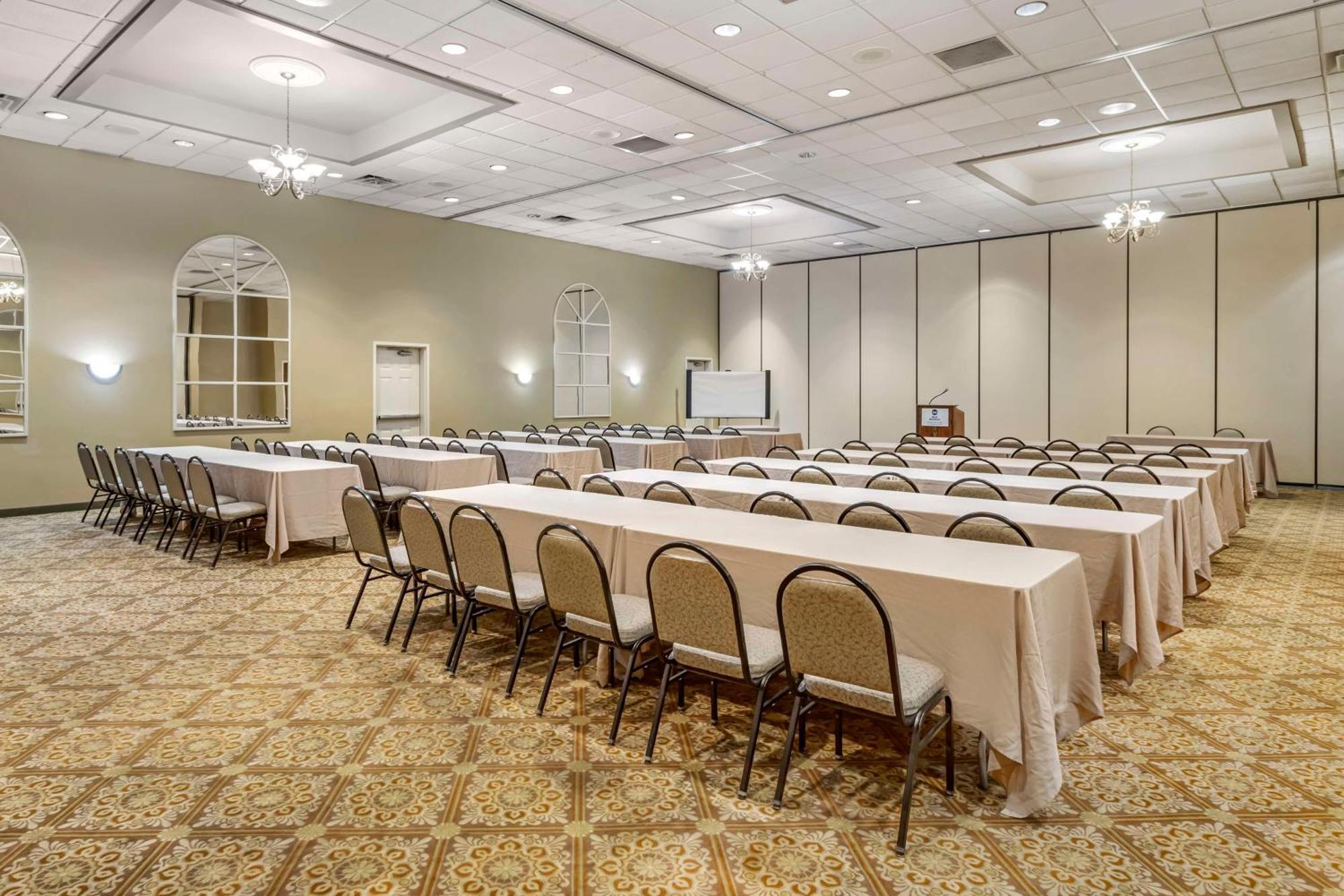 Best Western Of Alexandria Inn & Suites & Conference Center Exteriör bild