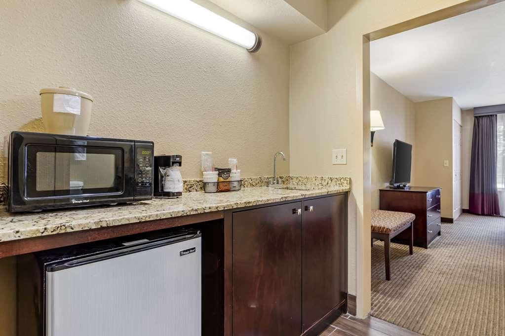 Best Western Of Alexandria Inn & Suites & Conference Center Rum bild